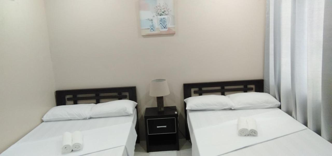 Claytown Pension House Dumaguete City Buitenkant foto