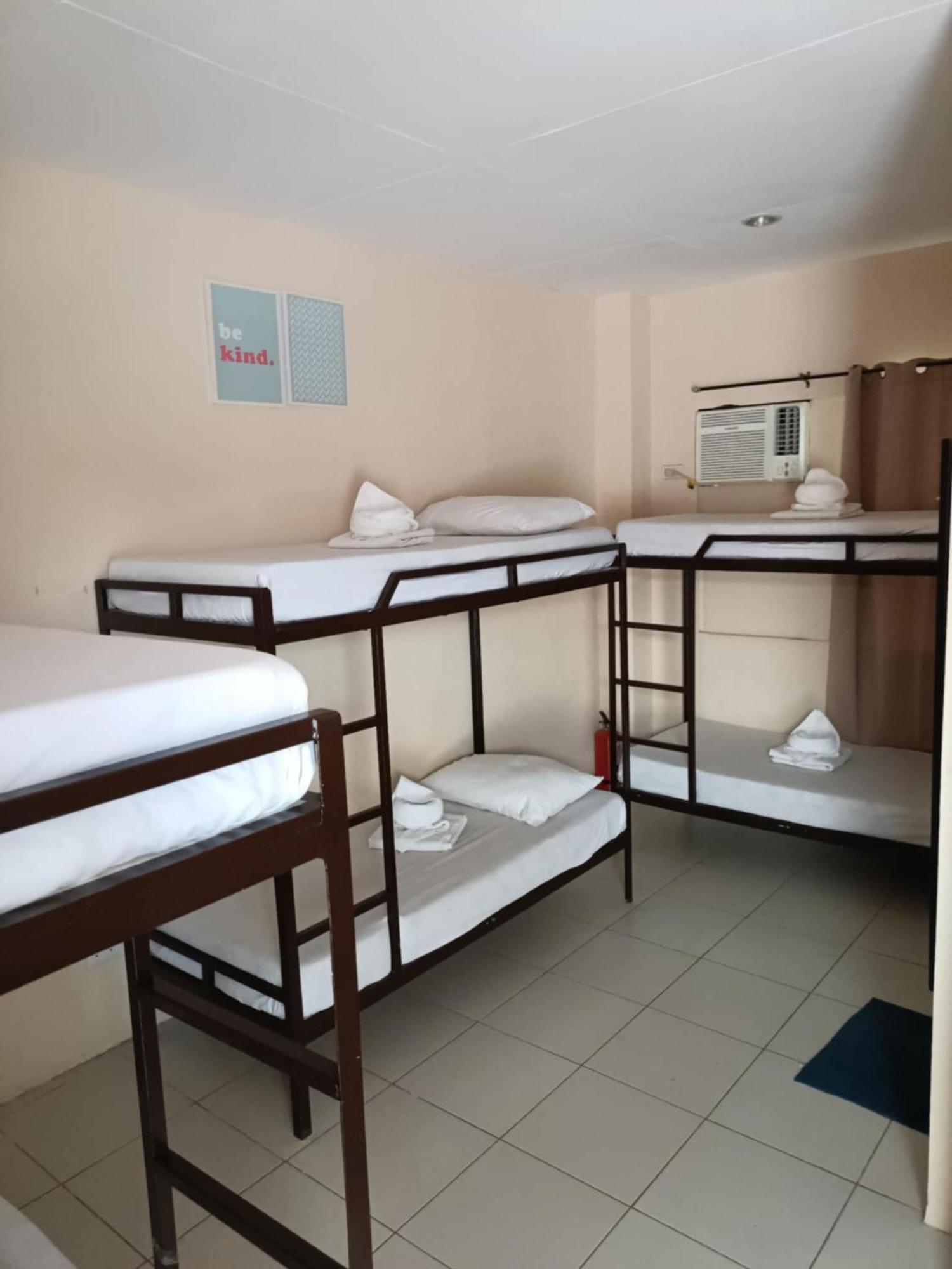 Claytown Pension House Dumaguete City Buitenkant foto