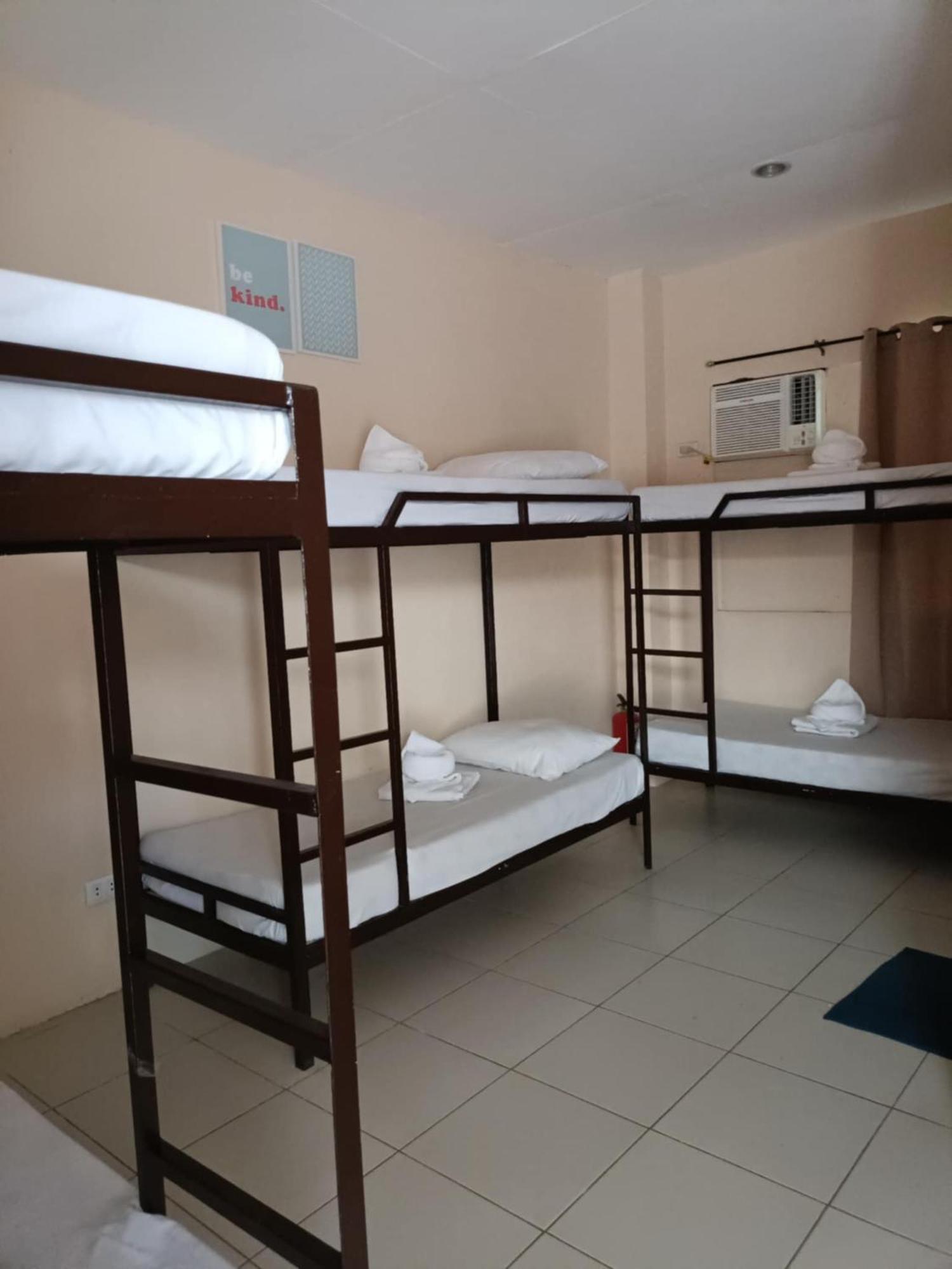 Claytown Pension House Dumaguete City Buitenkant foto